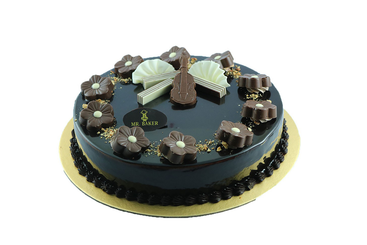 CHOCOLATE DAKER CAKE