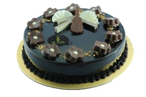 CHOCOLATE DAKER CAKE